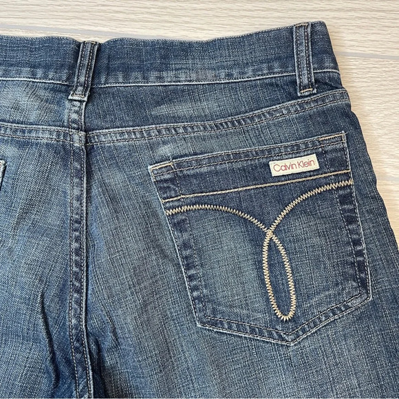 Calvin Klein Jeans Vintage Low Rise Bootcut Dark Wash Denim Women’s size 30 - Picture 6 of 14
